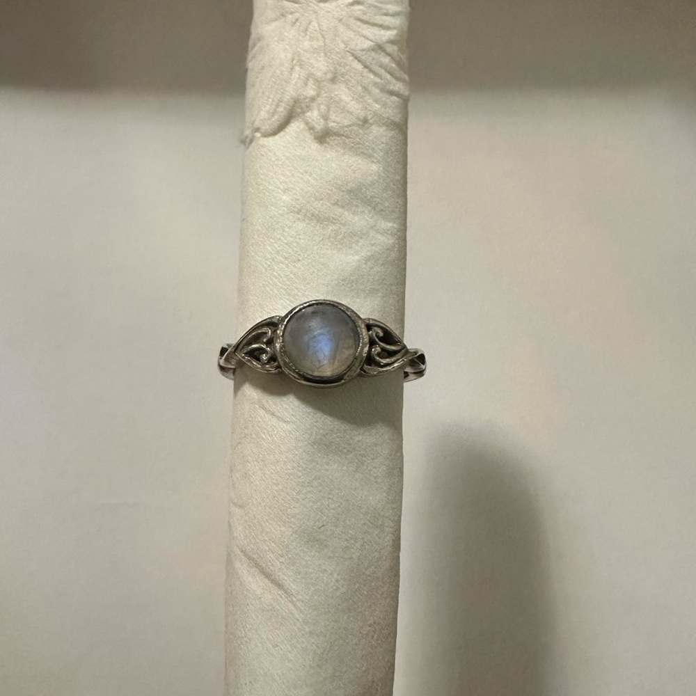 Elegant Silver Moonstone Ring
